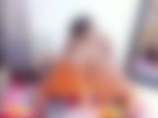 Laura Saenz's Live Sex Cam Show