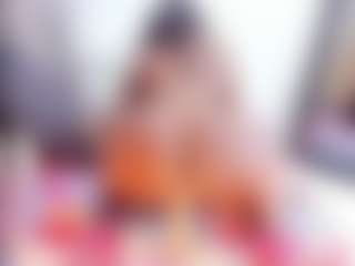 Laura Saenz's Live Sex Cam Show