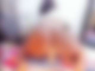 Laura Saenz's Live Sex Cam Show