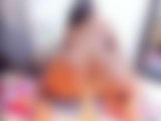 Laura Saenz's Live Sex Cam Show