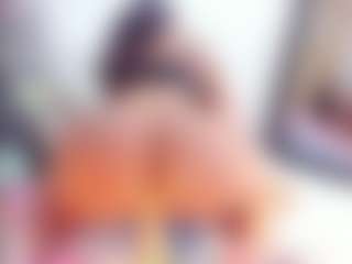 Laura Saenz's Live Sex Cam Show