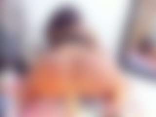 Laura Saenz's Live Sex Cam Show