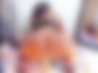 Laura Saenz's Live Sex Cam Show