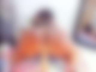 Laura Saenz's Live Sex Cam Show