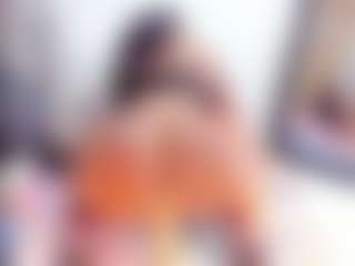 Laura Saenz's Live Sex Cam Show