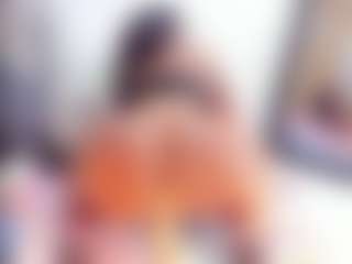 Laura Saenz's Live Sex Cam Show