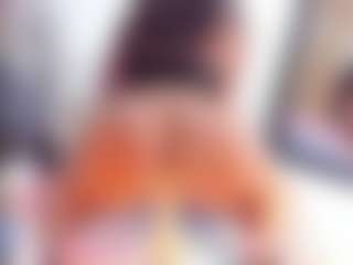 Laura Saenz's Live Sex Cam Show
