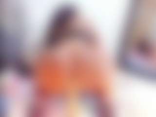 Laura Saenz's Live Sex Cam Show