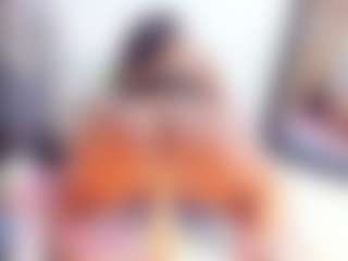 Laura Saenz's Live Sex Cam Show