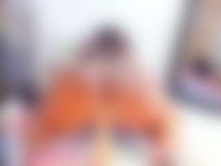 Laura Saenz's Live Sex Cam Show