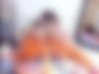 Laura Saenz's Live Sex Cam Show