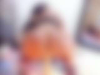 Laura Saenz's Live Sex Cam Show