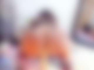 Laura Saenz's Live Sex Cam Show