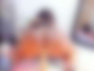 Laura Saenz's Live Sex Cam Show