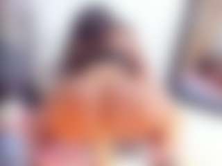 Laura Saenz's Live Sex Cam Show