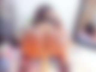Laura Saenz's Live Sex Cam Show
