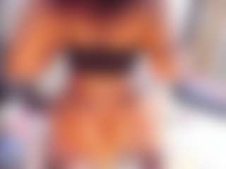 Laura Saenz's Live Sex Cam Show