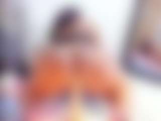 Laura Saenz's Live Sex Cam Show