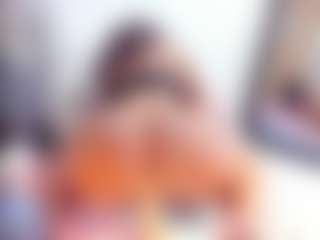 Laura Saenz's Live Sex Cam Show