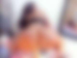 Laura Saenz's Live Sex Cam Show