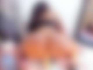 Laura Saenz's Live Sex Cam Show