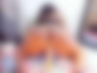 Laura Saenz's Live Sex Cam Show
