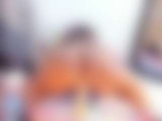 Laura Saenz's Live Sex Cam Show