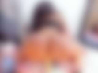 Laura Saenz's Live Sex Cam Show
