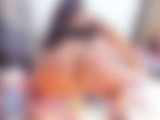 Laura Saenz's Live Sex Cam Show
