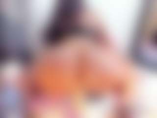 Laura Saenz's Live Sex Cam Show