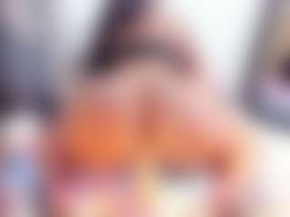 Laura Saenz's Live Sex Cam Show