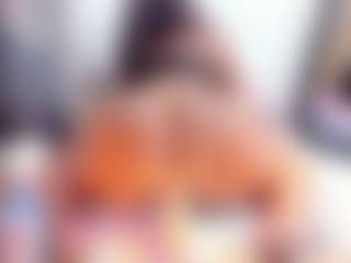 Laura Saenz's Live Sex Cam Show