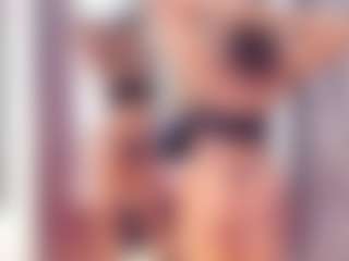 Laura Saenz's Live Sex Cam Show