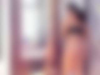 Laura Saenz's Live Sex Cam Show