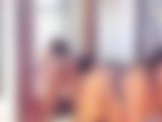 Laura Saenz's Live Sex Cam Show