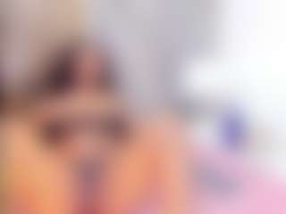 Laura Saenz's Live Sex Cam Show