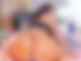 Laura Saenz's Live Sex Cam Show