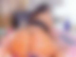 Laura Saenz's Live Sex Cam Show