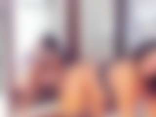 Laura Saenz's Live Sex Cam Show