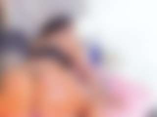 Laura Saenz's Live Sex Cam Show