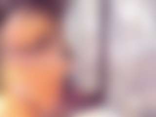 Laura Saenz's Live Sex Cam Show
