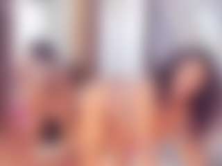 Laura Saenz's Live Sex Cam Show