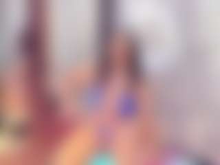 Laura Saenz's Live Sex Cam Show