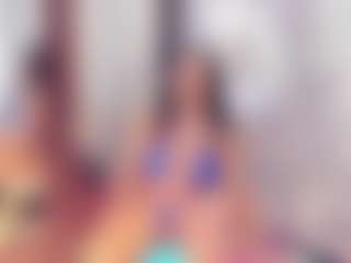 Laura Saenz's Live Sex Cam Show