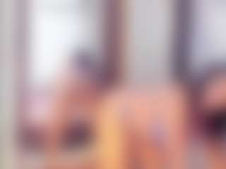 Laura Saenz's Live Sex Cam Show