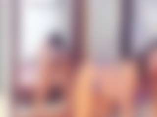 Laura Saenz's Live Sex Cam Show