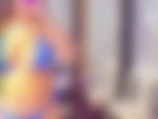 Laura Saenz's Live Sex Cam Show