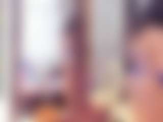 Laura Saenz's Live Sex Cam Show