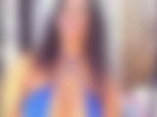 Laura Saenz's Live Sex Cam Show