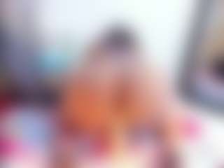 Laura Saenz's Live Sex Cam Show